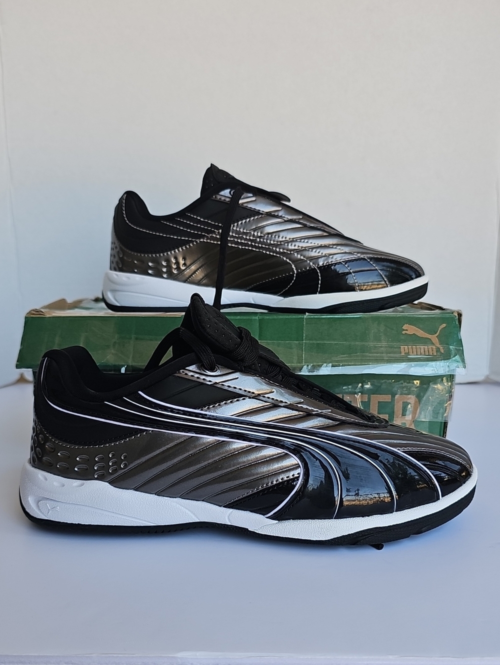 NIB Puma V-S2 Goalgetter Jr Sneakers Metallic Silver Black Size 6 Big Kid